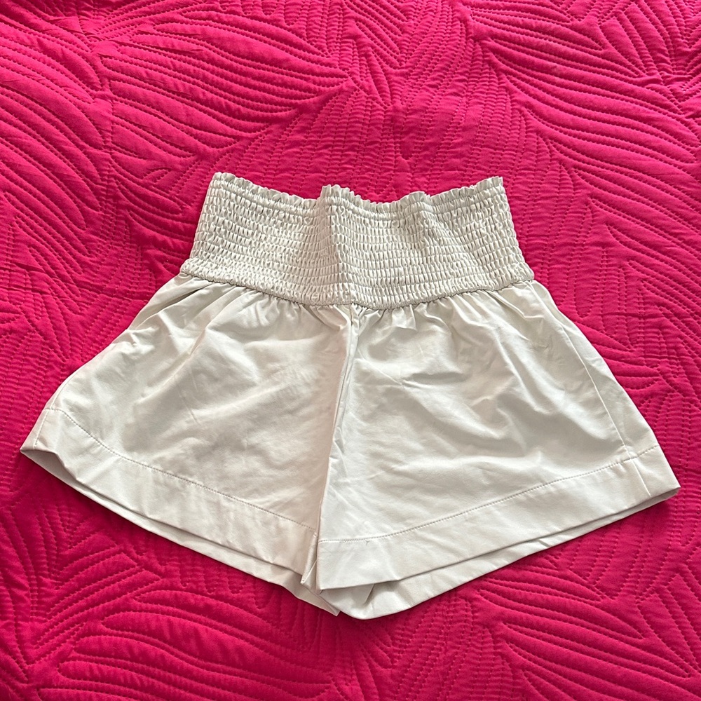 TCEC High Waist Cream Shorts